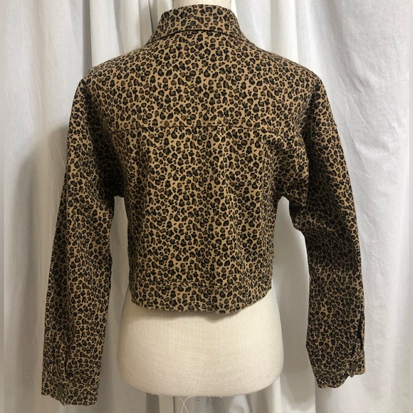 Cheetah 🐆 Print Jacket - Picture 2 of 5